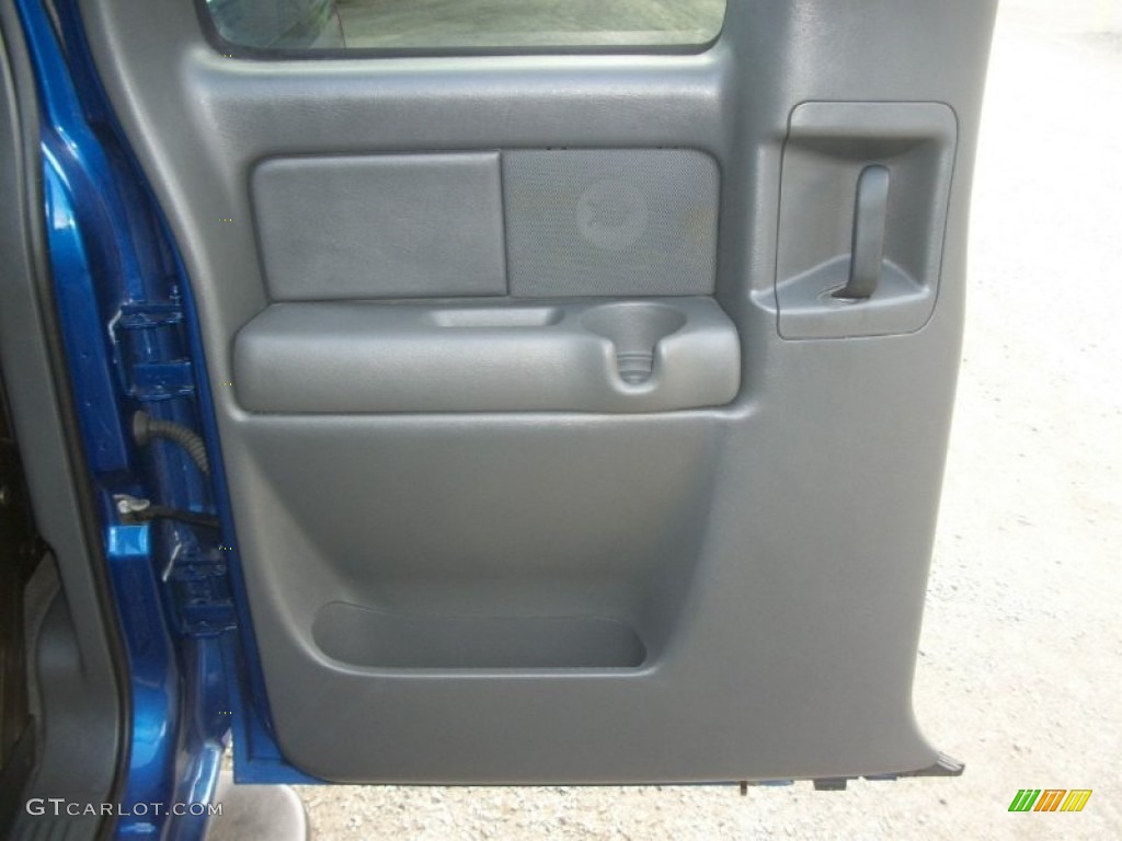 2004 Silverado 1500 LS Extended Cab - Arrival Blue Metallic / Dark Charcoal photo #29