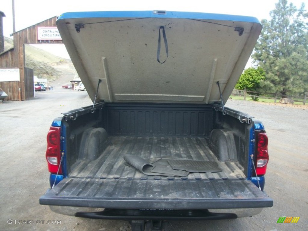 2004 Silverado 1500 LS Extended Cab - Arrival Blue Metallic / Dark Charcoal photo #30