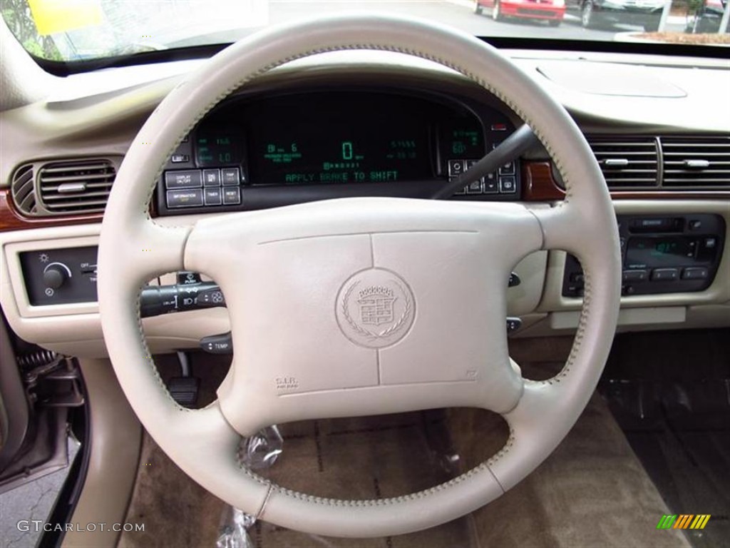 1998 DeVille Sedan - Light Driftwood Metallic / Beige photo #17