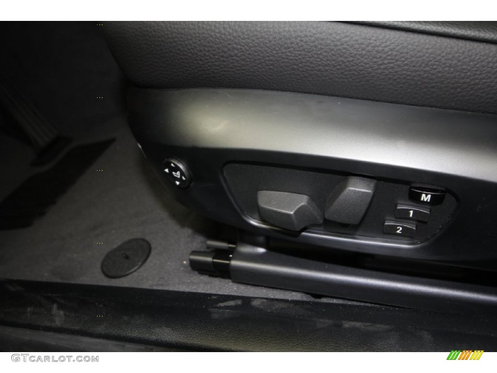 2012 3 Series 328i Coupe - Titanium Silver Metallic / Black photo #15