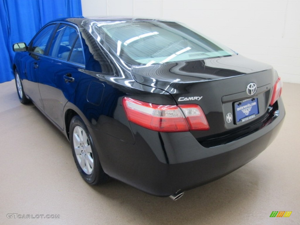 2007 Camry XLE V6 - Black / Bisque photo #6
