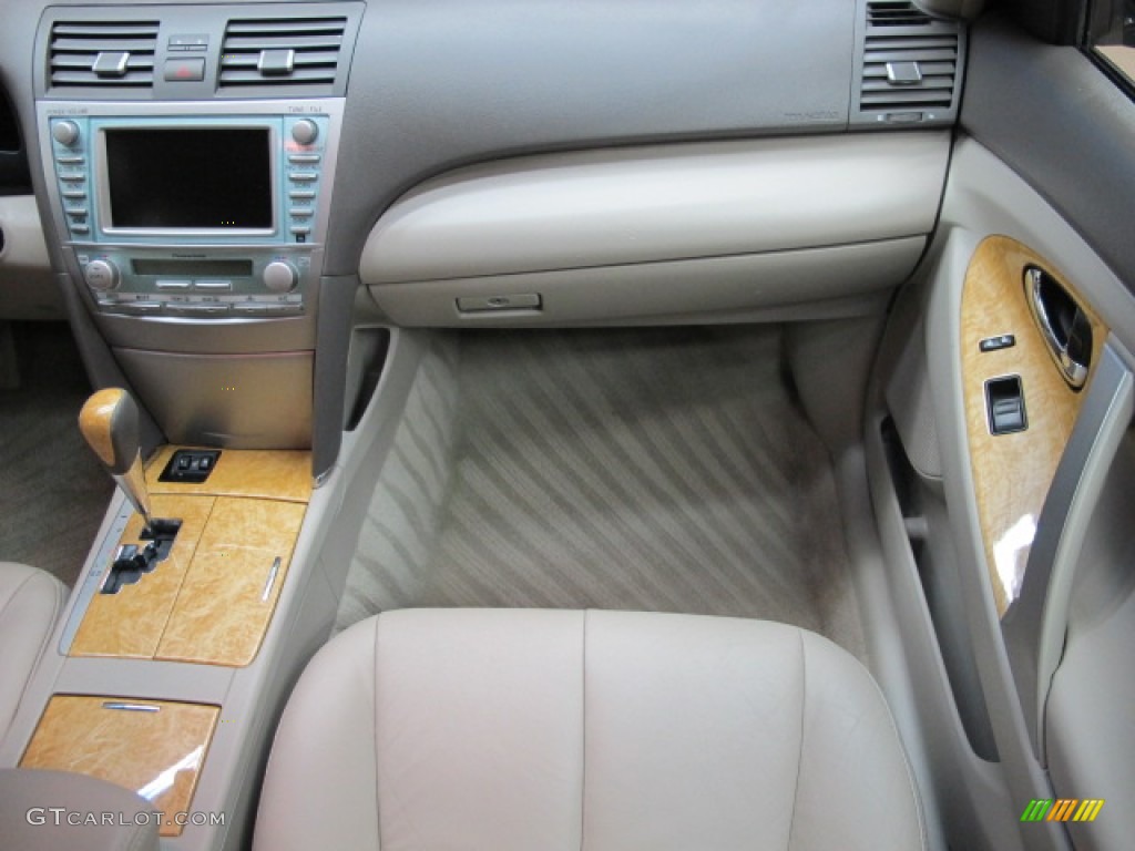 2007 Camry XLE V6 - Black / Bisque photo #27