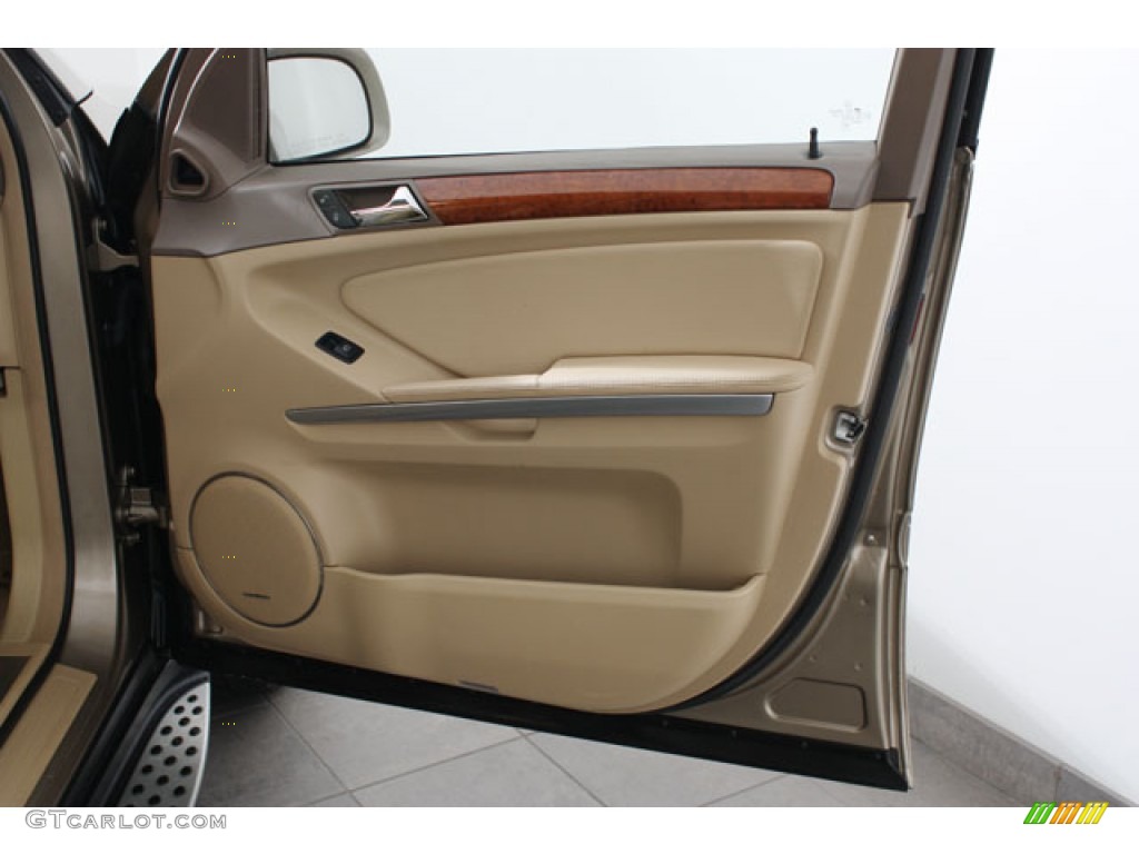 2008 GL 450 4Matic - Sand Beige Metallic / Macadamia photo #12