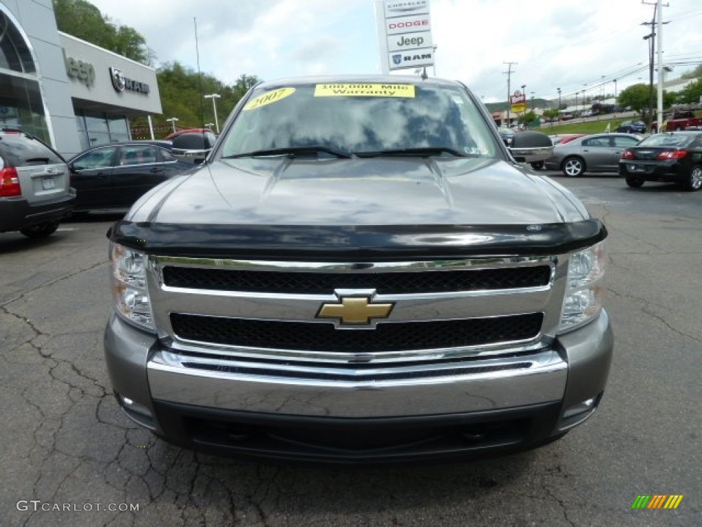 2007 Silverado 1500 LT Regular Cab 4x4 - Graystone Metallic / Ebony Black photo #8