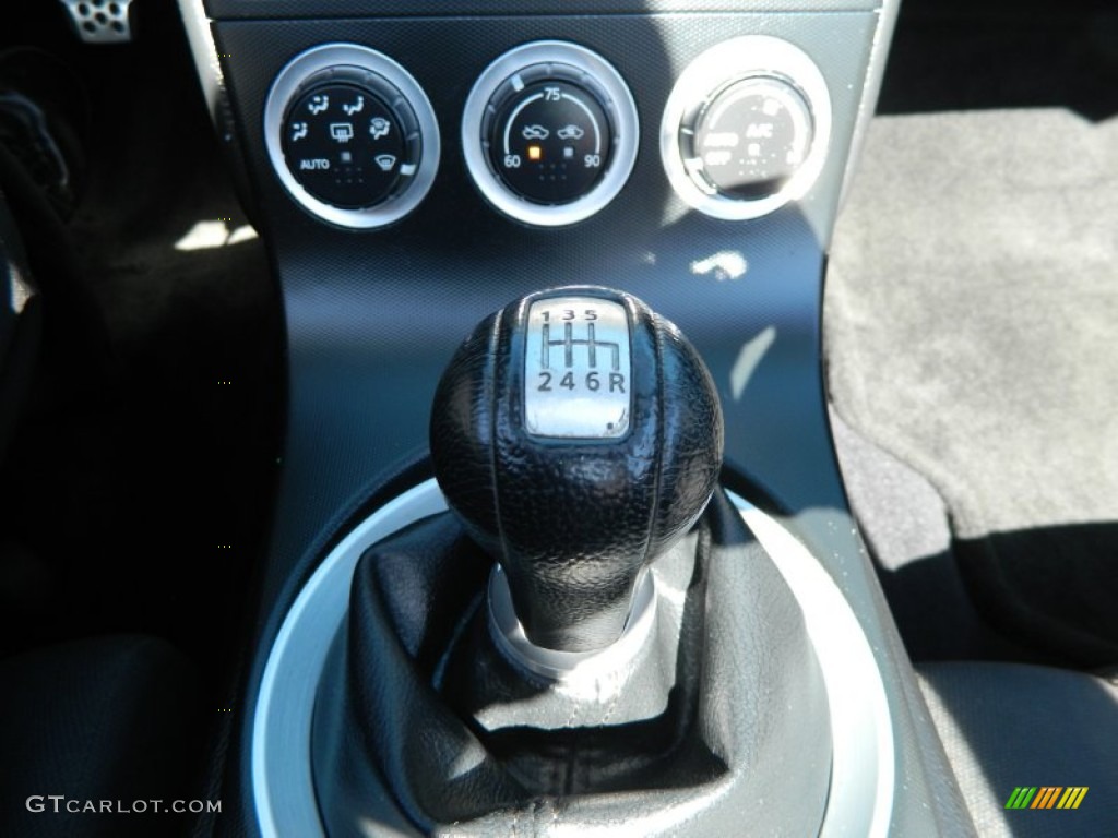 2004 Nissan 350Z Enthusiast Roadster Transmission Photos