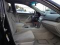 Black - Camry LE Photo No. 14
