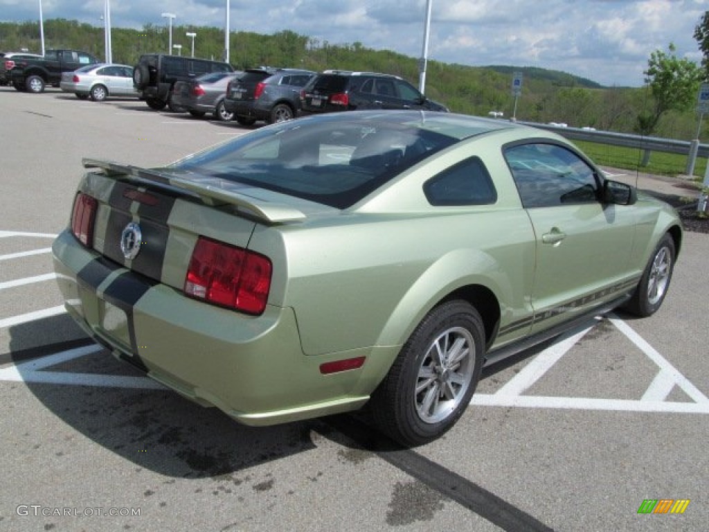 2005 Mustang V6 Premium Coupe - Legend Lime Metallic / Dark Charcoal photo #10