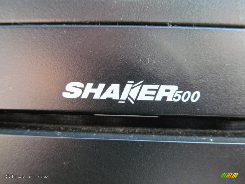 2005 Ford Mustang V6 Premium Coupe Audio System Photos