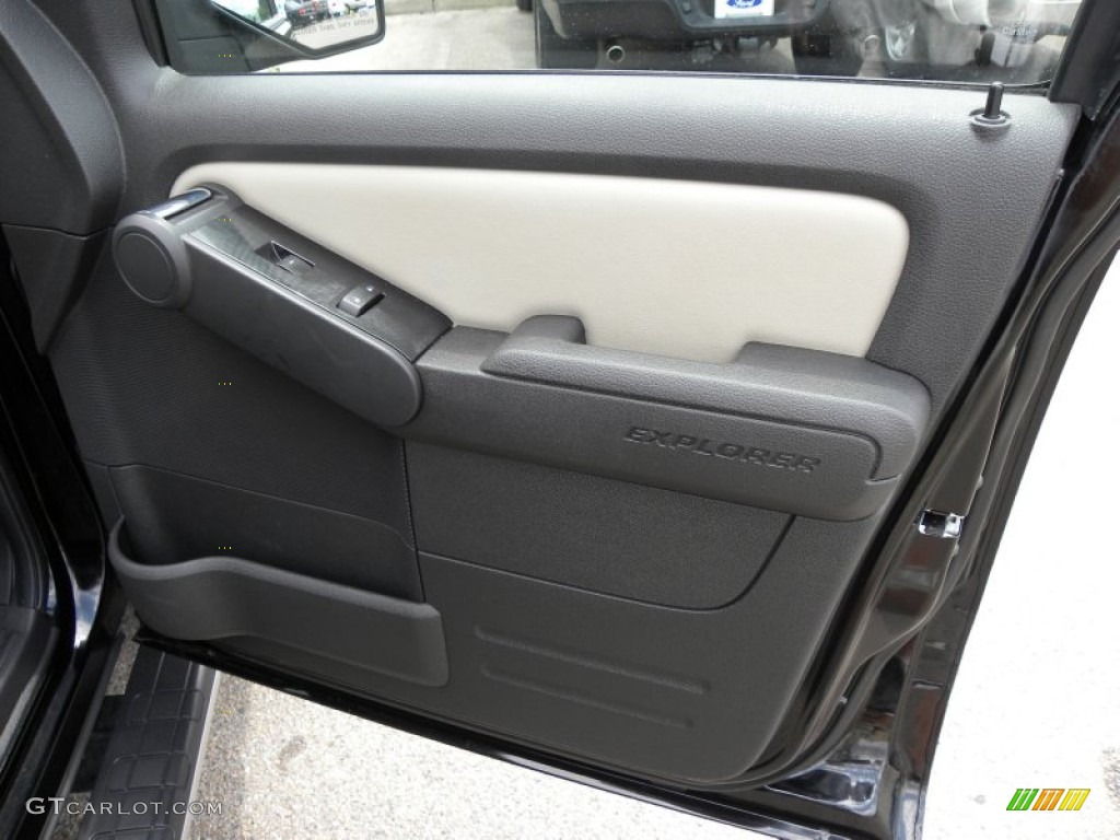 2009 Ford Explorer Sport Trac Limited Door Panel Photos