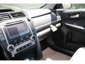 Super White - Camry SE Photo No. 5