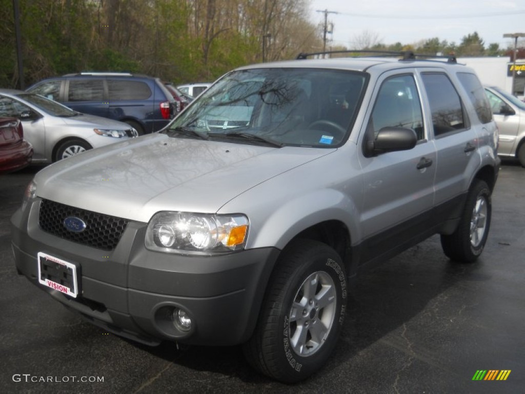 Silver Metallic Ford Escape