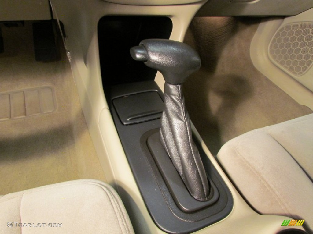 2004 Impala LS - White / Medium Gray photo #16