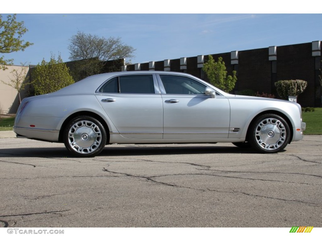 Moonbeam 2011 Bentley Mulsanne Sedan Exterior Photo #64599177