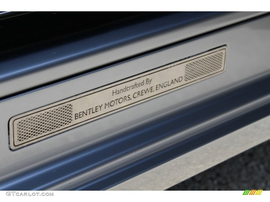 2011 Bentley Mulsanne Sedan Marks and Logos Photos