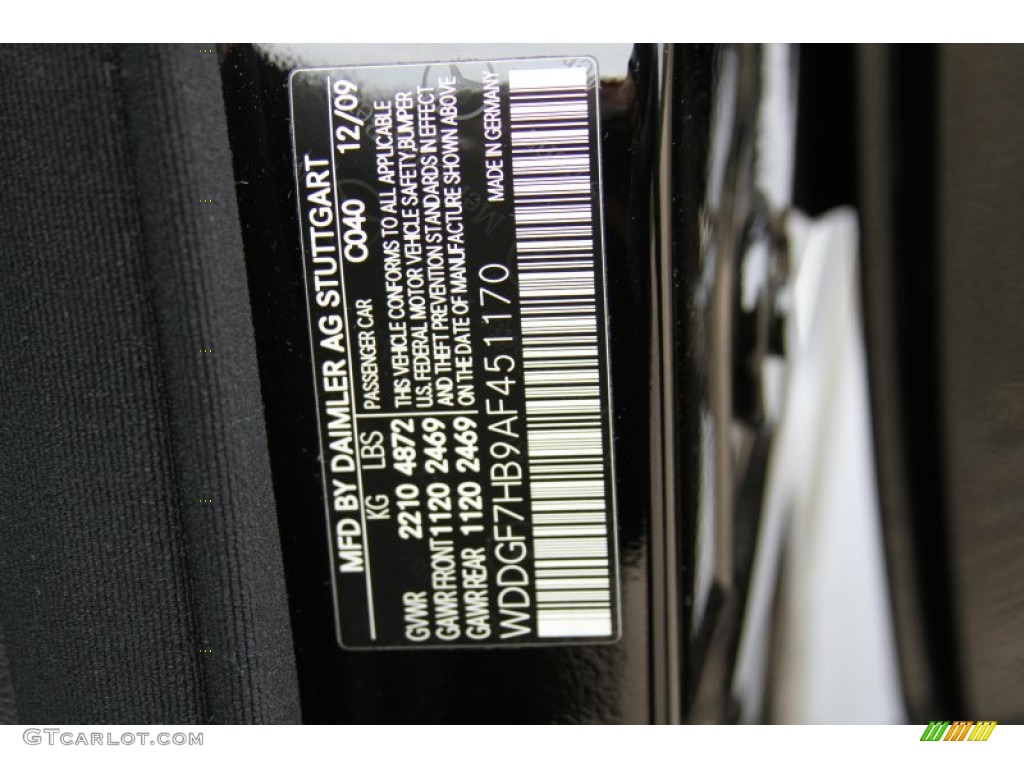 2010 C Color Code 040 for Black Photo #64599747