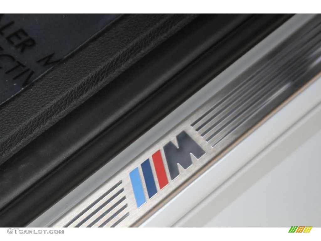 2011 BMW X6 M M xDrive Marks and Logos Photo #64600860