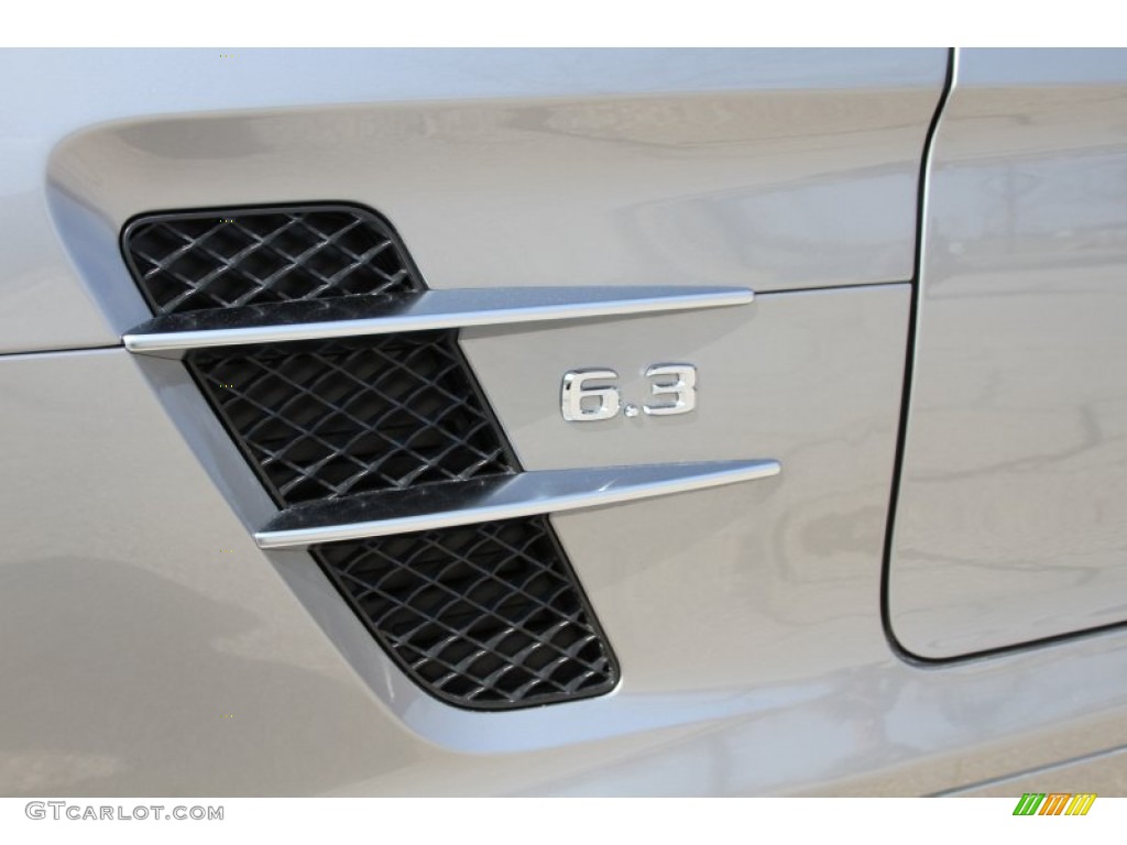 2011 Mercedes-Benz SLS AMG Marks and Logos Photos