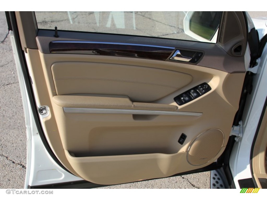 2010 Mercedes-Benz ML 63 AMG 4Matic Cashmere Door Panel Photo #64602954