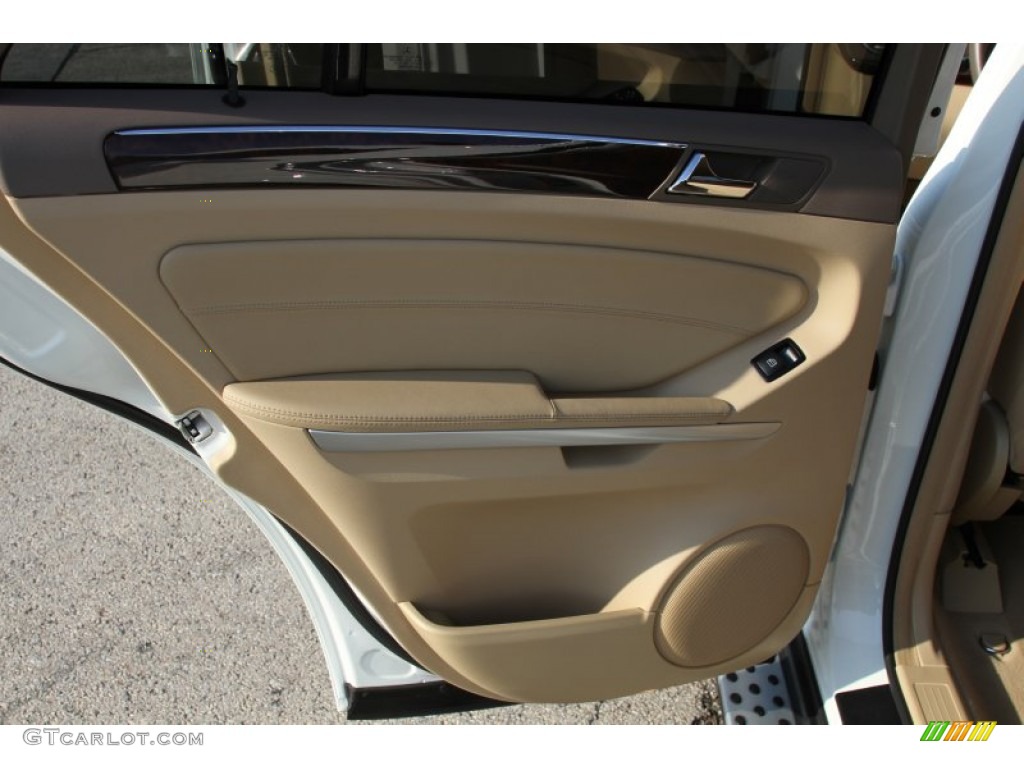 2010 Mercedes-Benz ML 63 AMG 4Matic Cashmere Door Panel Photo #64602961