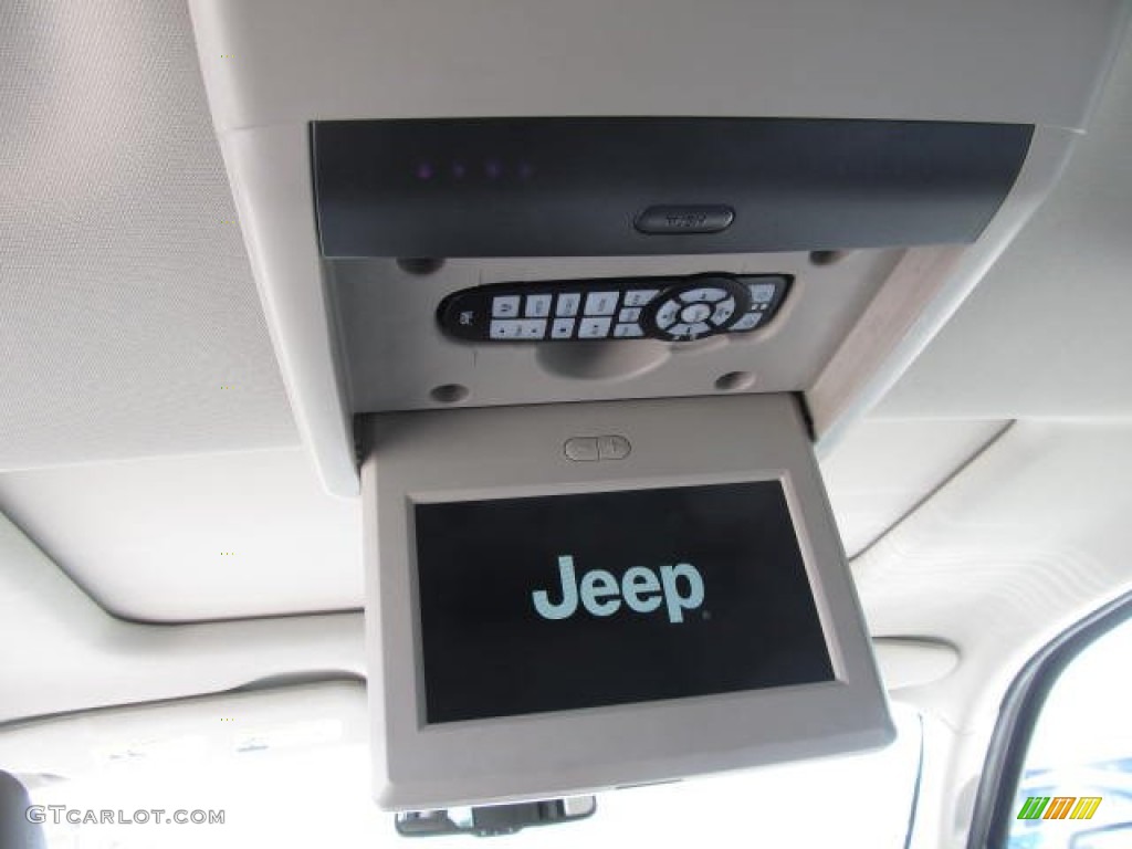 2008 Grand Cherokee Limited 4x4 - Stone White / Dark Khaki/Light Graystone photo #10