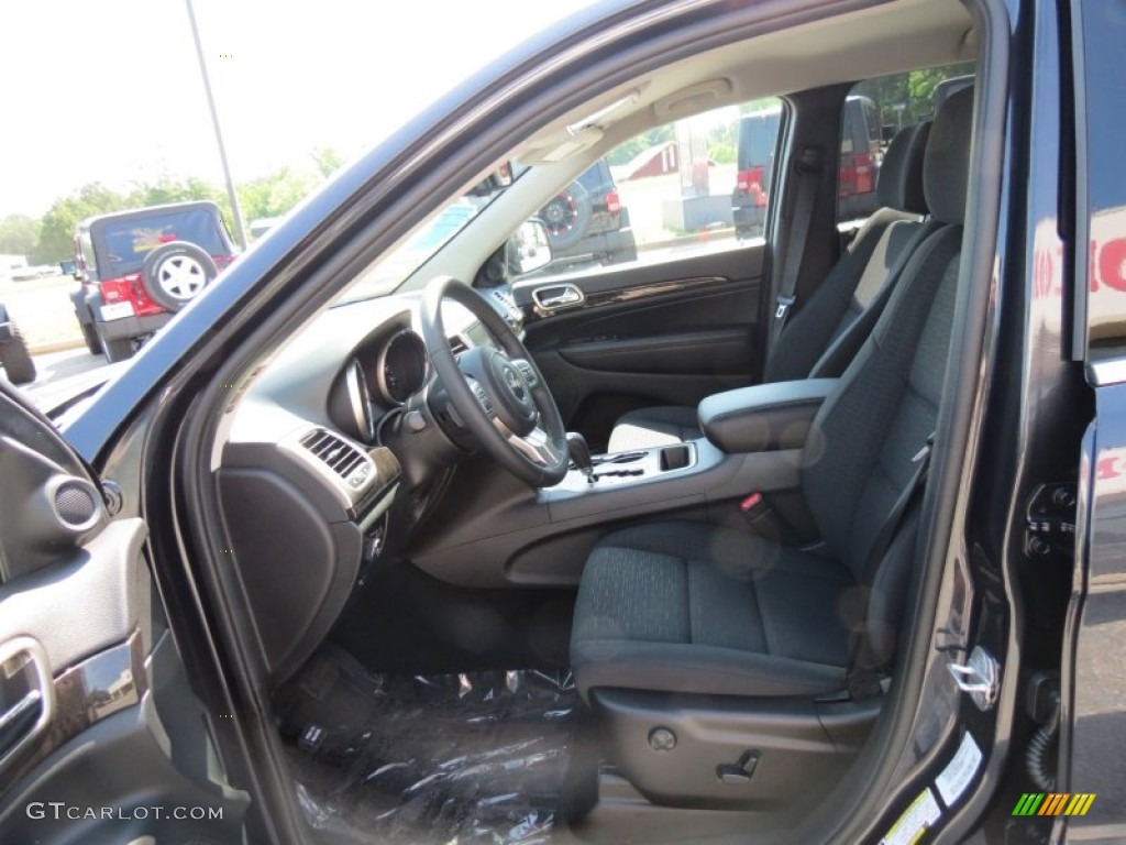 2012 Grand Cherokee Laredo - Maximum Steel Metallic / Black photo #10