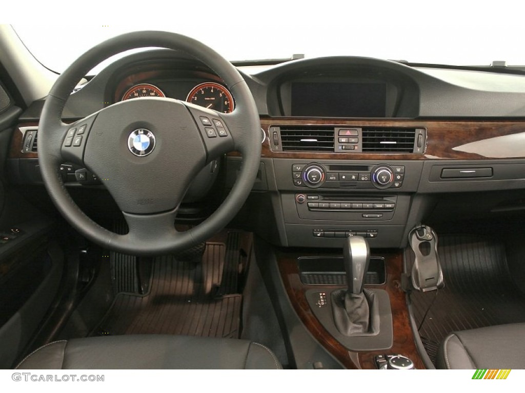 2009 3 Series 328xi Sport Wagon - Black Sapphire Metallic / Black Dakota Leather photo #29