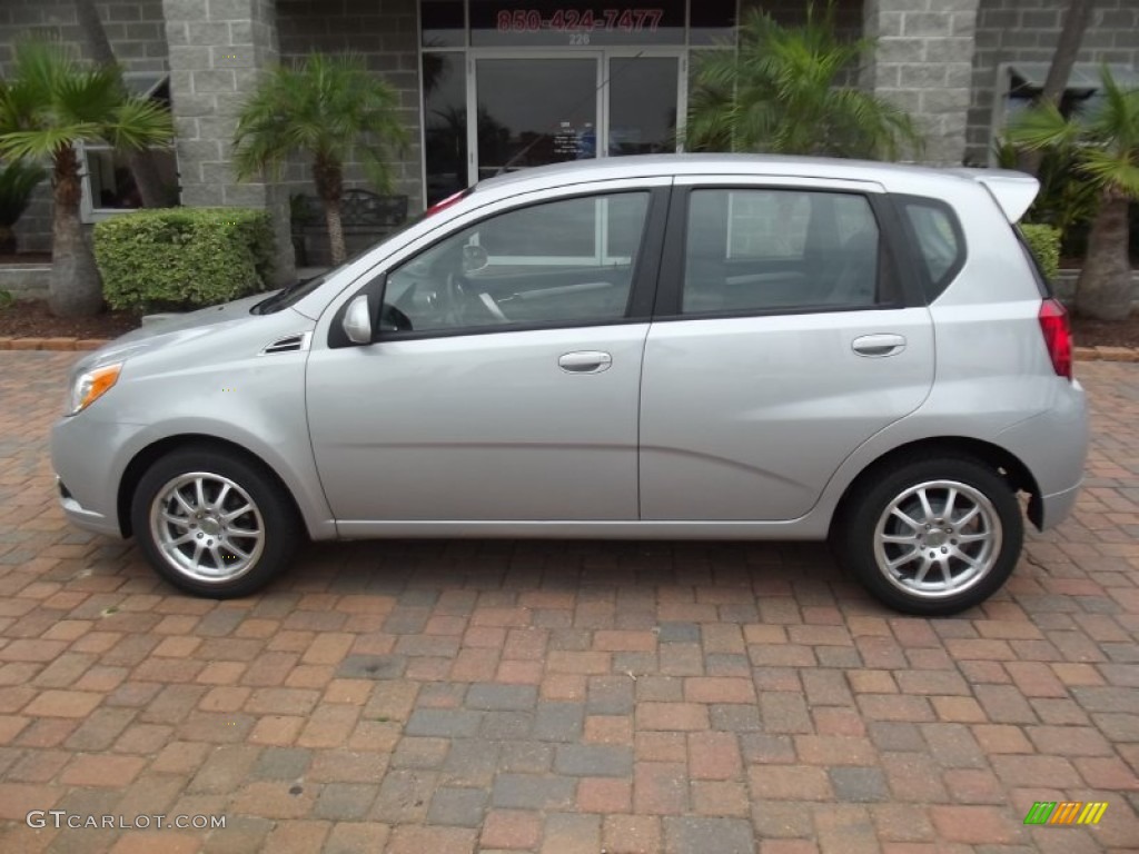 Cosmic Silver 2010 Chevrolet Aveo Aveo5 LT Exterior Photo #64615188
