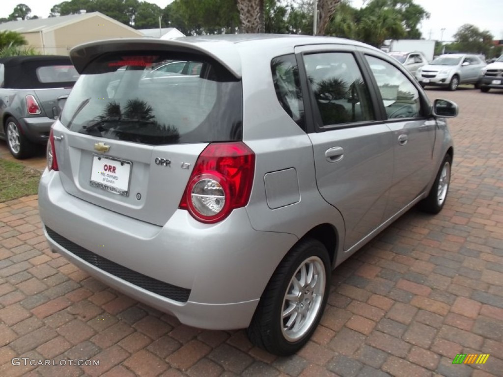 2010 Aveo Aveo5 LT - Cosmic Silver / Charcoal photo #6