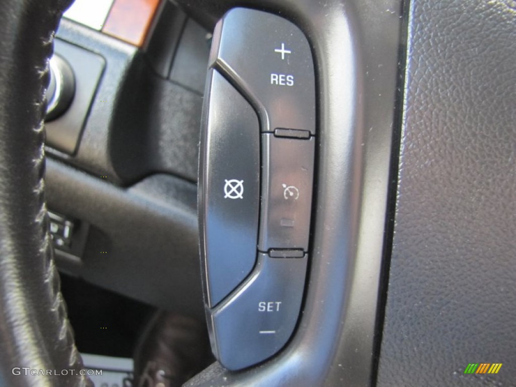 2008 Chevrolet Silverado 1500 LTZ Crew Cab 4x4 Controls Photo #64617820