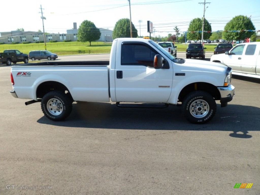 2004 F250 Super Duty XLT Regular Cab 4x4 - Oxford White / Medium Flint photo #2