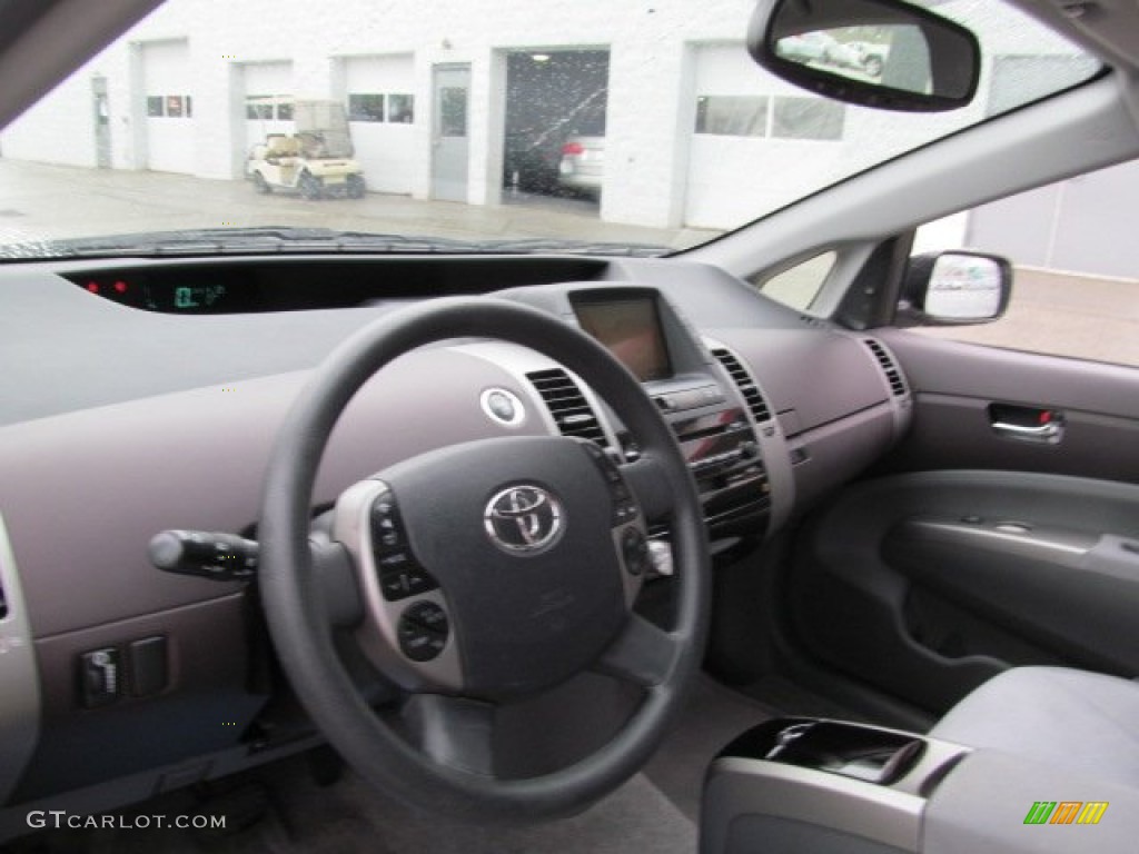 2005 Prius Hybrid - Super White / Gray/Burgundy photo #11