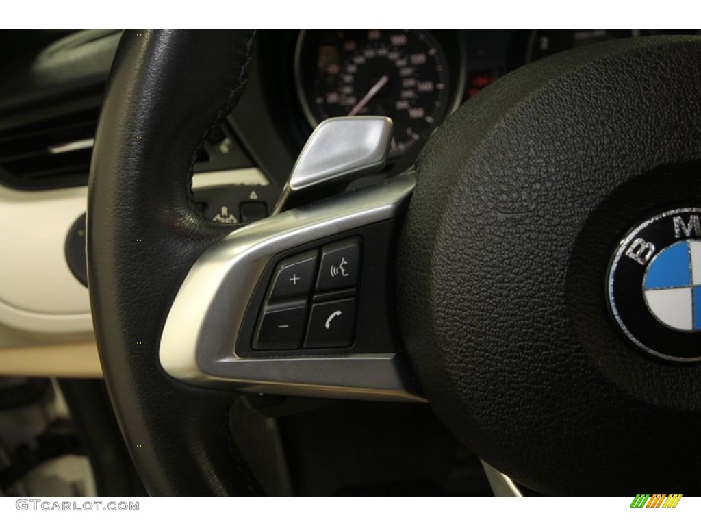 2010 BMW Z4 sDrive30i Roadster Controls Photo #64621543