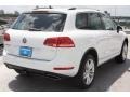 Campanella White - Touareg VR6 FSI Executive 4XMotion Photo No. 6