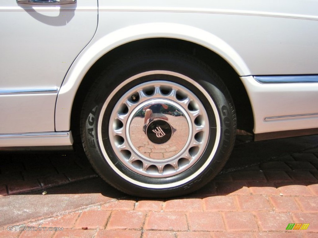 1999 Rolls-Royce Silver Seraph Standard Silver Seraph Model Wheel Photo #64625539