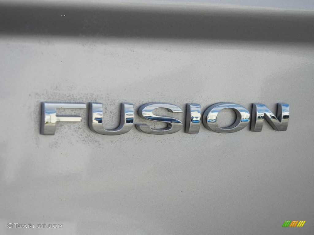 2011 Fusion SE V6 - Ingot Silver Metallic / Charcoal Black photo #9