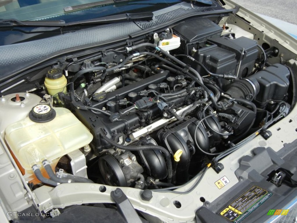 2006 Ford Focus ZX4 S Sedan 2.0L DOHC 16V Inline 4 Cylinder Engine Photo #64628707