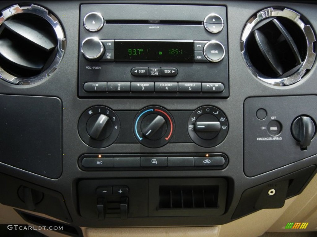 2010 Ford F250 Super Duty XLT SuperCab Controls Photos