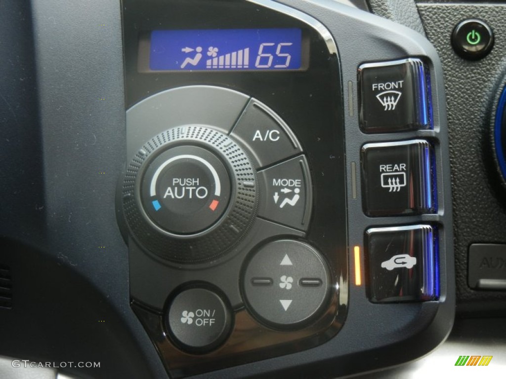 2011 Honda CR-Z Sport Hybrid Controls Photo #64634470