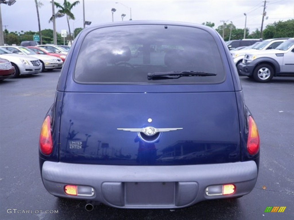 2002 PT Cruiser Limited - Patriot Blue Pearlcoat / Gray photo #9