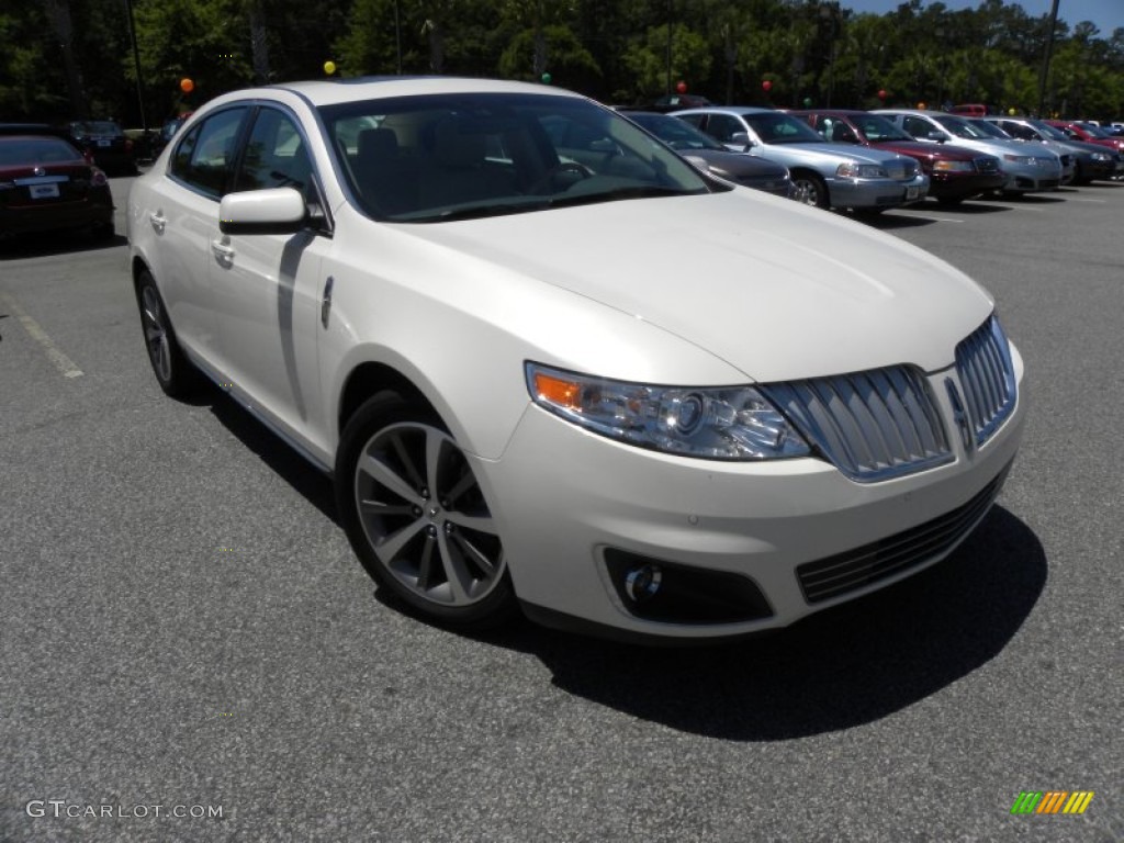 2009 MKS Sedan - White Chocolate Tri-Coat / Light Camel photo #1
