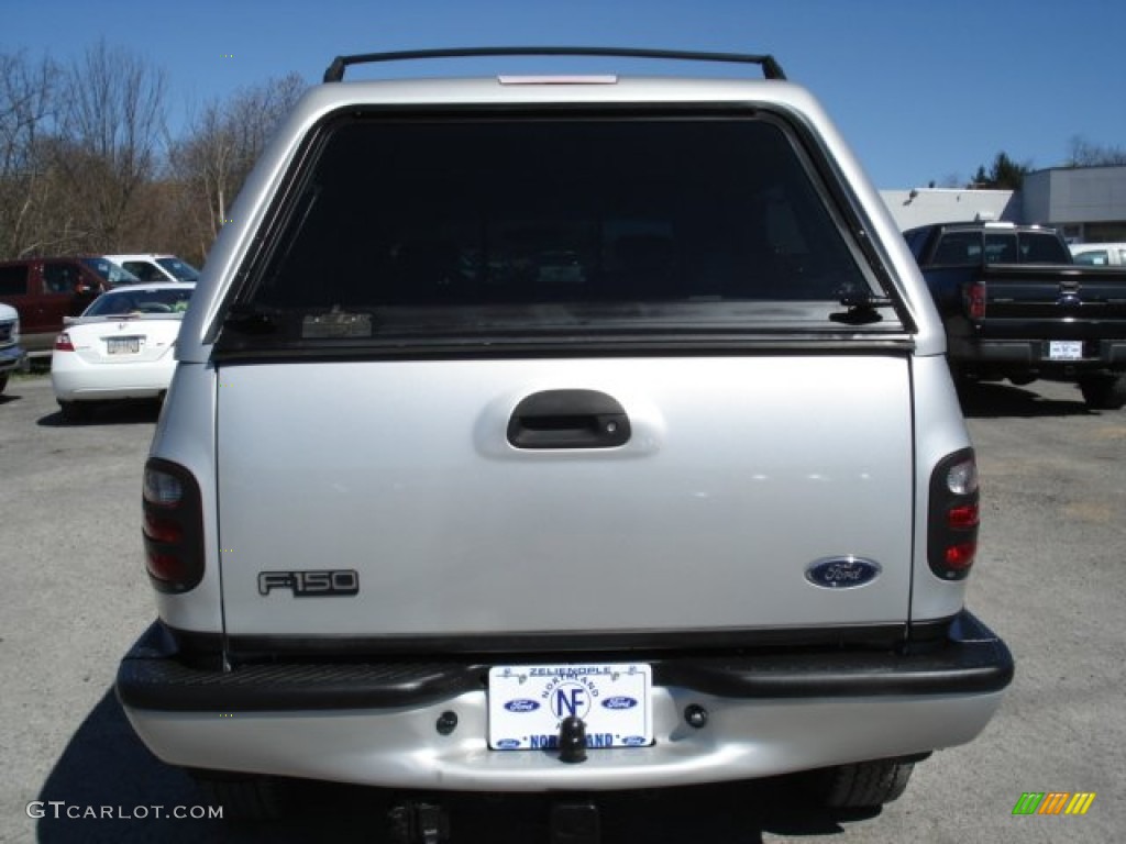 2002 F150 XLT SuperCab 4x4 - Silver Metallic / Medium Graphite photo #7