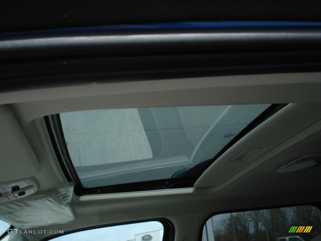 2012 Escape XLT V6 4WD - Blue Flame Metallic / Charcoal Black photo #15