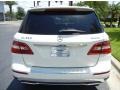 Arctic White - ML 350 4Matic Photo No. 7