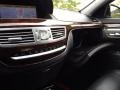 Black - S 550 Sedan Photo No. 40