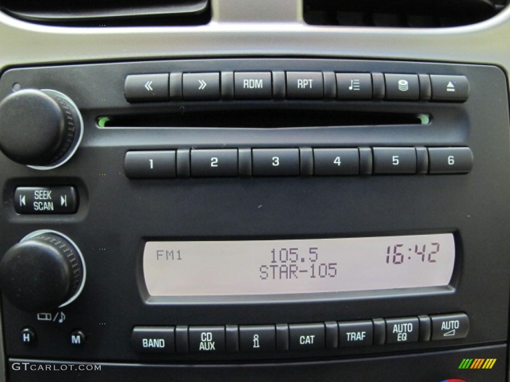 2005 Chevrolet Corvette Coupe Audio System Photo #64650893