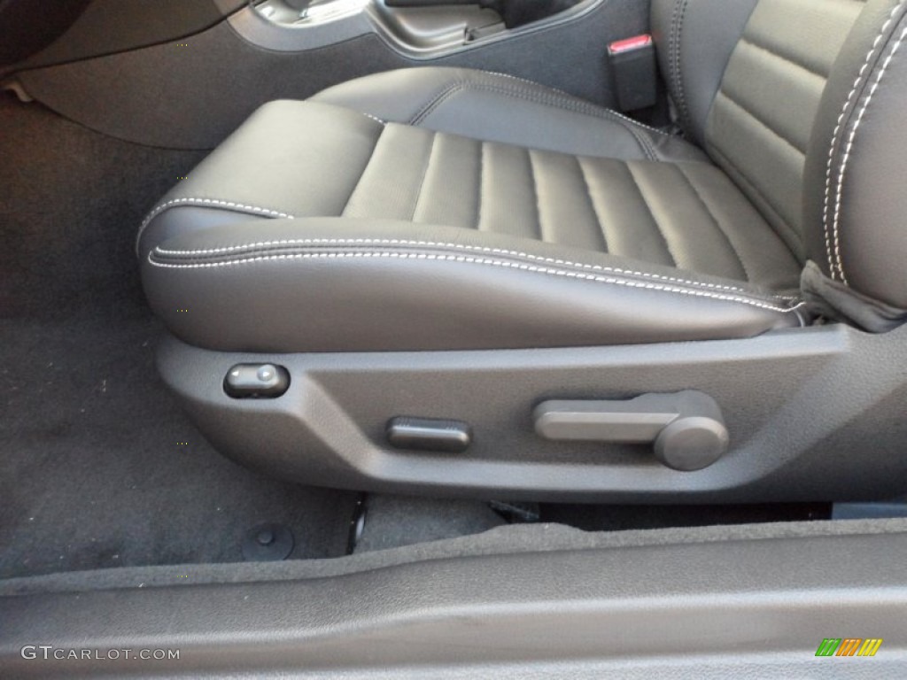 2013 Mustang V6 Premium Convertible - Sterling Gray Metallic / Charcoal Black photo #22