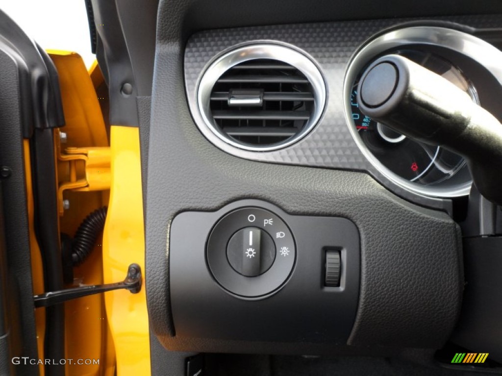2013 Ford Mustang Boss 302 Controls Photo #64652269