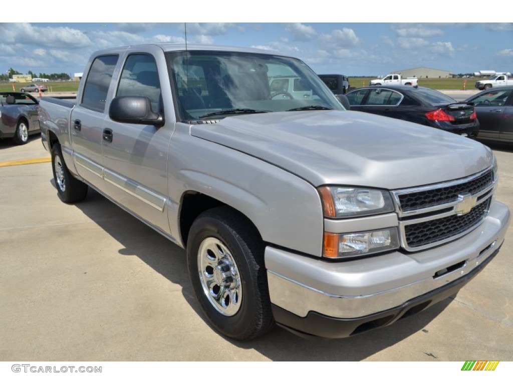 2006 Silverado 1500 LS Crew Cab - Silver Birch Metallic / Tan photo #12