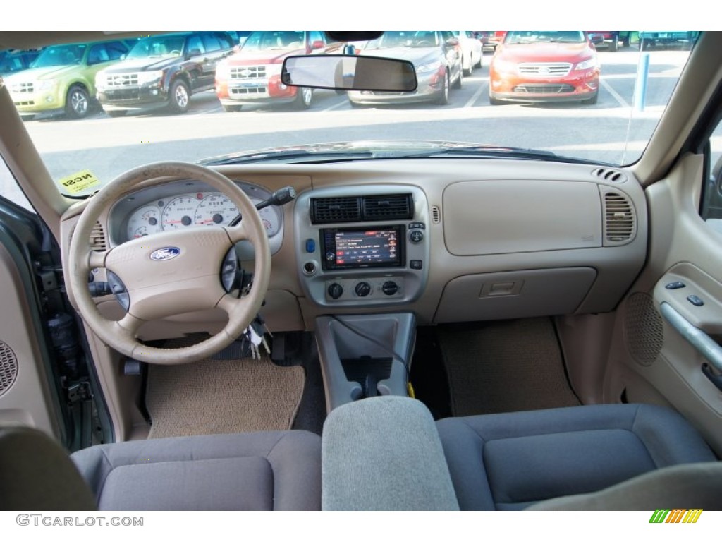 2002 Explorer Sport Trac  - Estate Green Metallic / Medium Prairie Tan photo #18