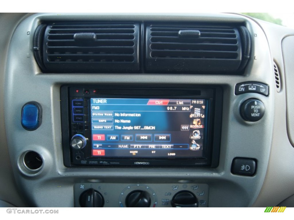 2002 Explorer Sport Trac  - Estate Green Metallic / Medium Prairie Tan photo #26